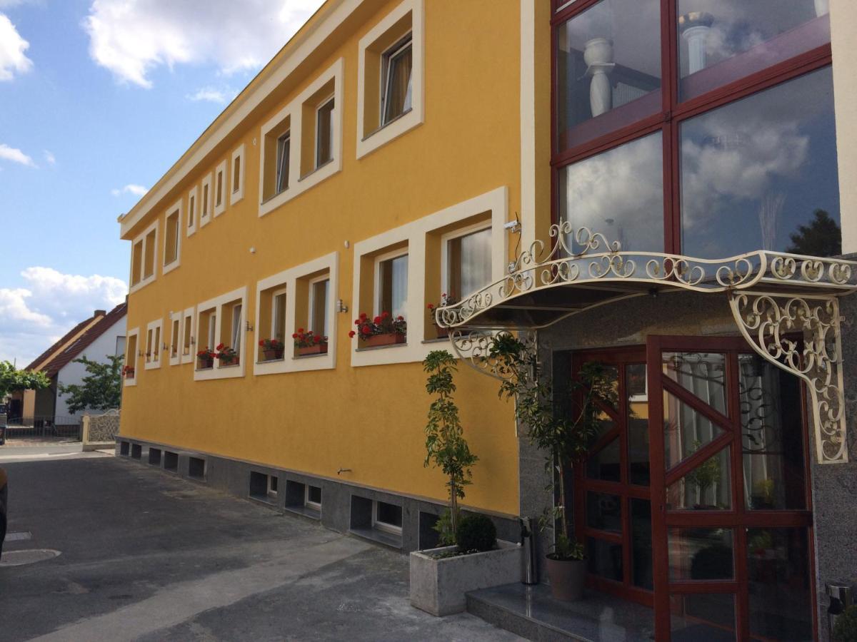 Hotel Kennedy Nuremberg Luaran gambar